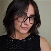 Insegnante di inglese da remoto per aiutarti a migliorare la lingua